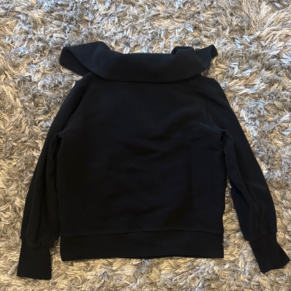 Varley Black Pine Half Zip Pull Over Sweatshirt - image 5